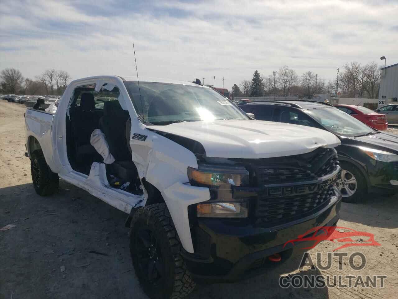 CHEVROLET SILVERADO 2021 - 1GCPYCEF6MZ384390