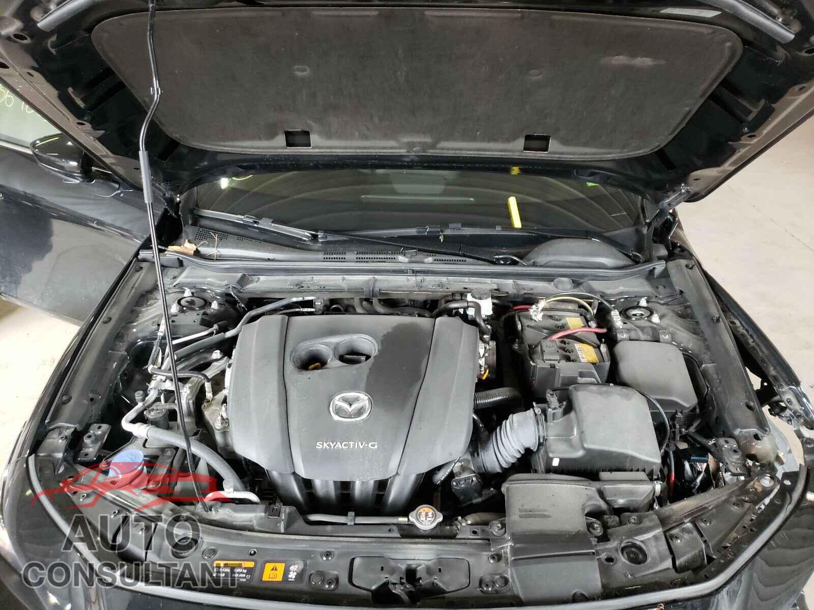 MAZDA 3 2019 - JM1BPBJM2K1131459