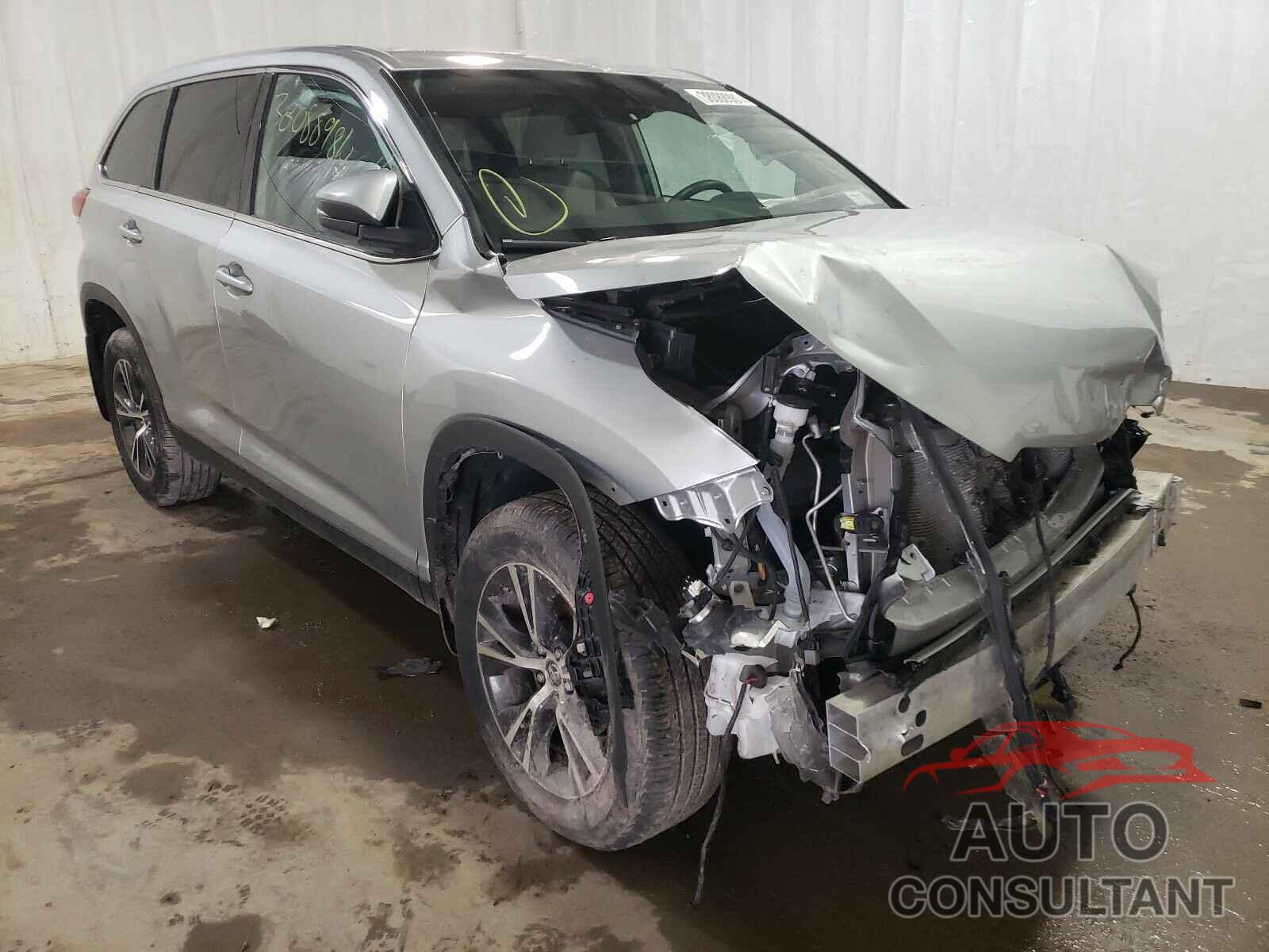 TOYOTA HIGHLANDER 2019 - 5TDBZRFH0KS924051