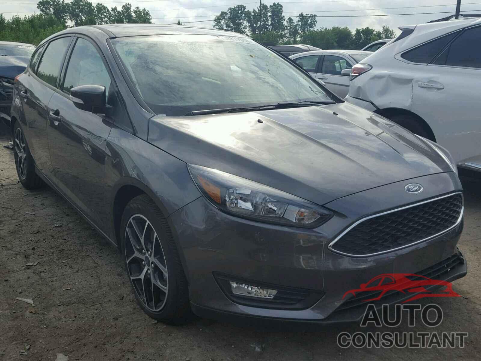 FORD FOCUS 2018 - 1FADP3M25JL314131