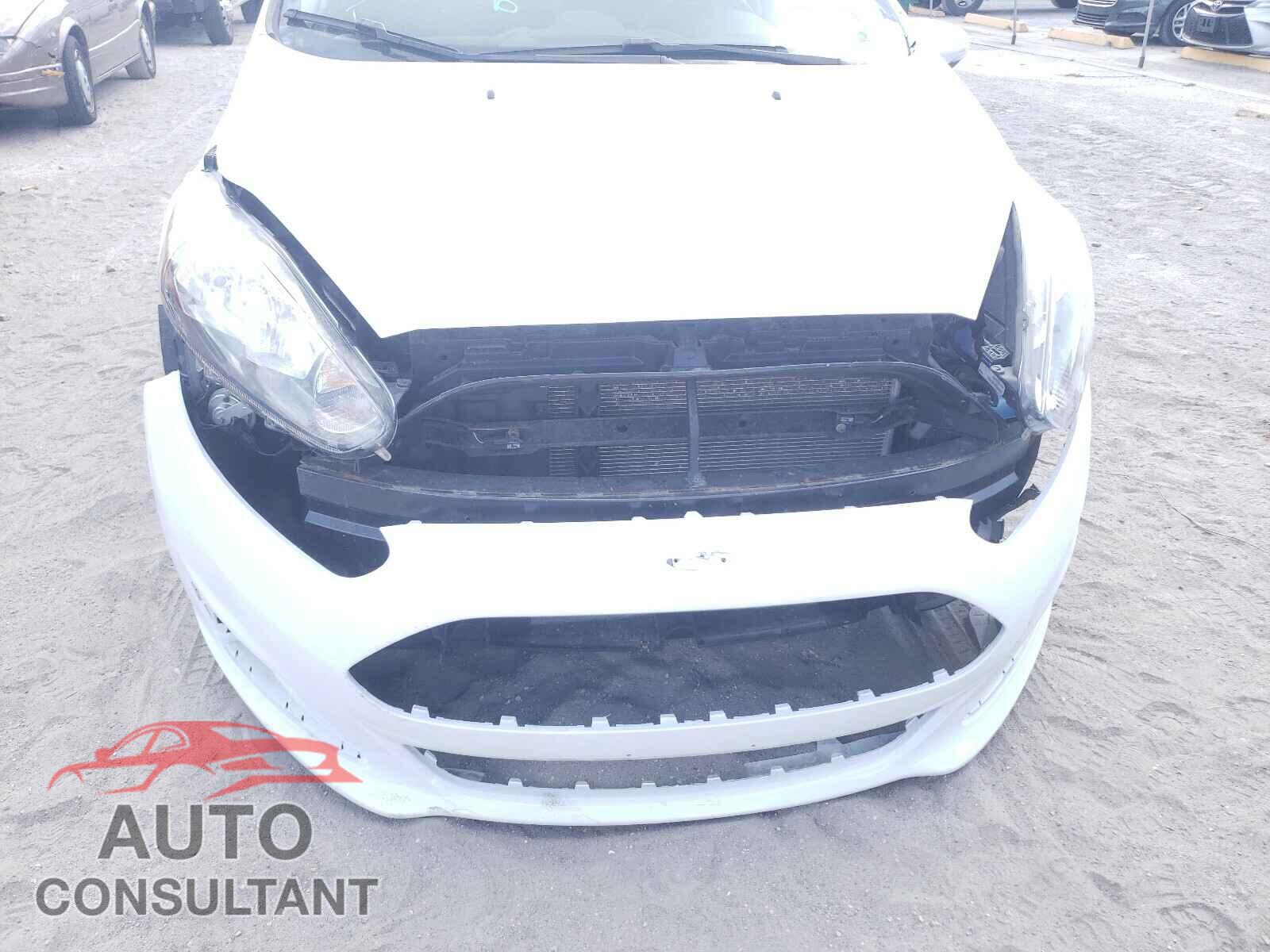 FORD FIESTA 2016 - 3FADP4EJ4GM149000