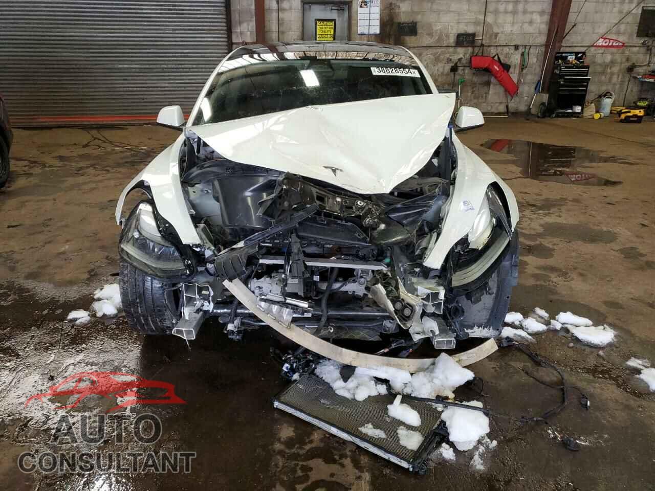 TESLA MODEL 3 2022 - 5YJ3E1EA5NF350495