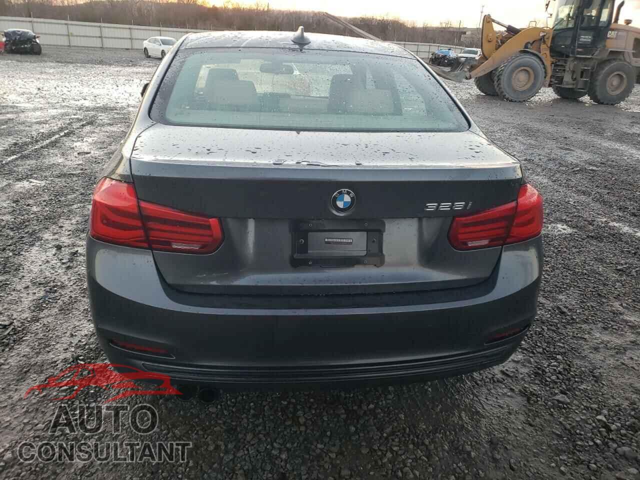 BMW 3 SERIES 2016 - WBA8E9G58GNU30105