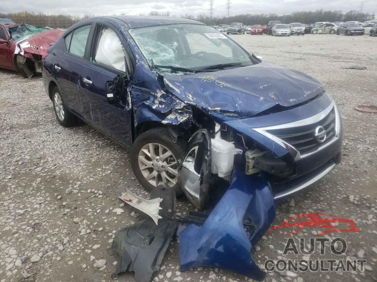 NISSAN VERSA 2018 - 3N1CN7AP8JL821325