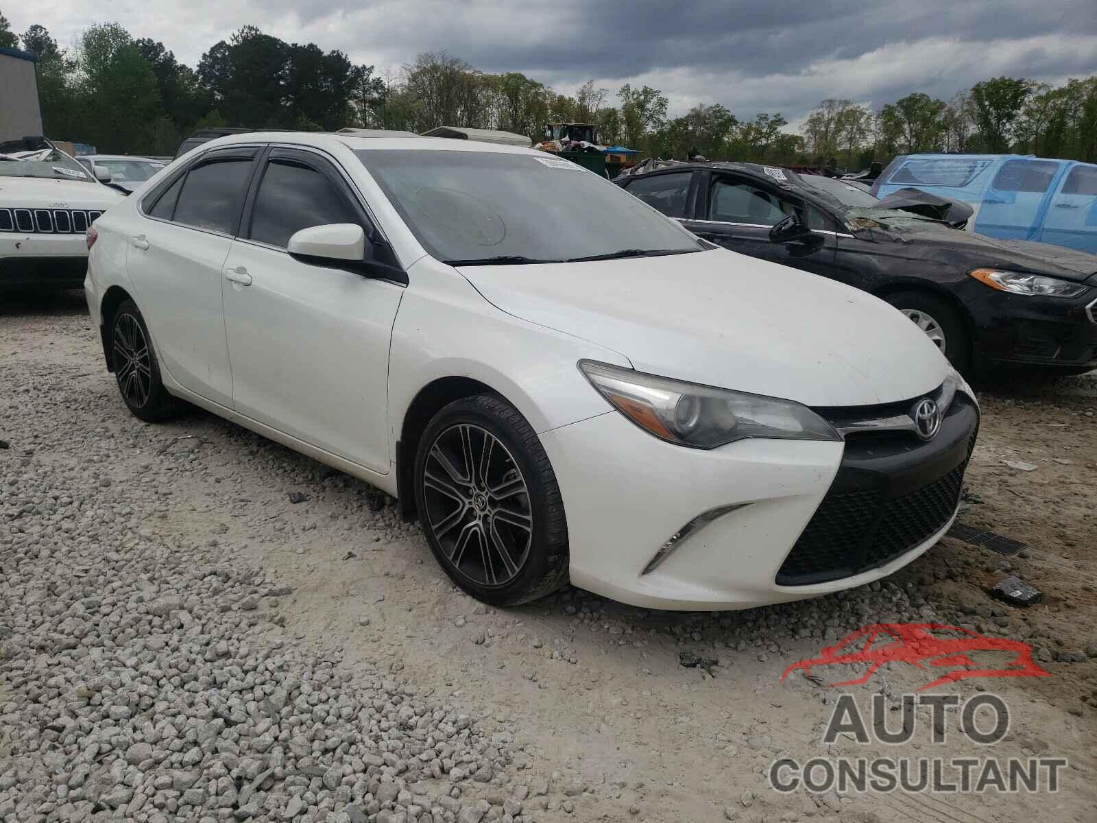 TOYOTA CAMRY 2016 - 4T1BF1FK5GU140243