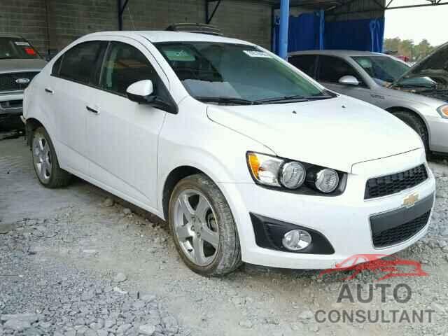 CHEVROLET SONIC 2015 - 1G1JE5SB4F4177985