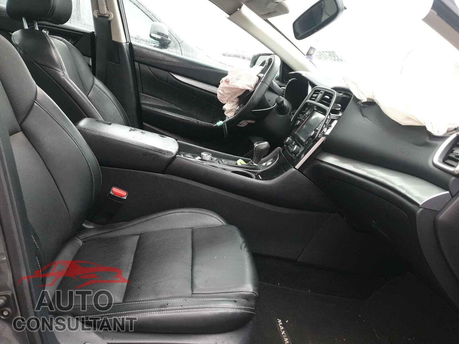 NISSAN MAXIMA 2017 - 1N4AA6AP1HC438266