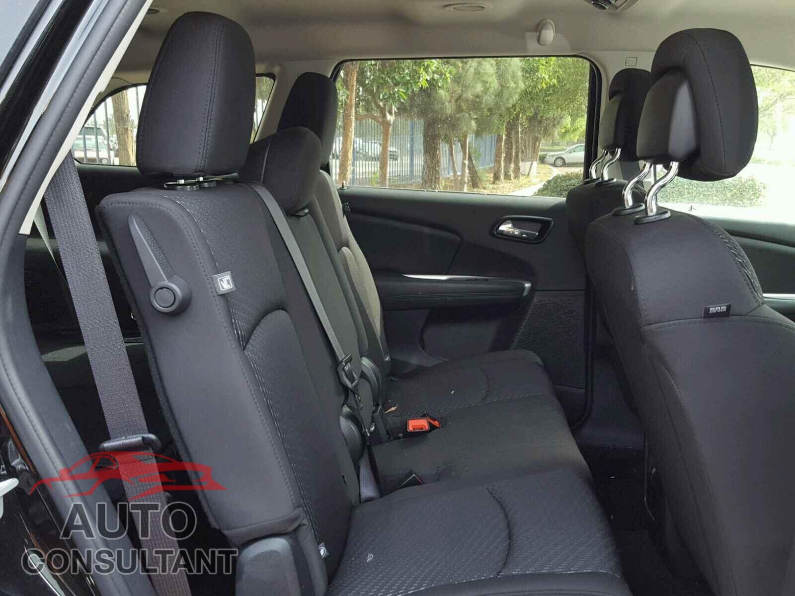 DODGE JOURNEY 2017 - 3C4PDCAB7HT569043