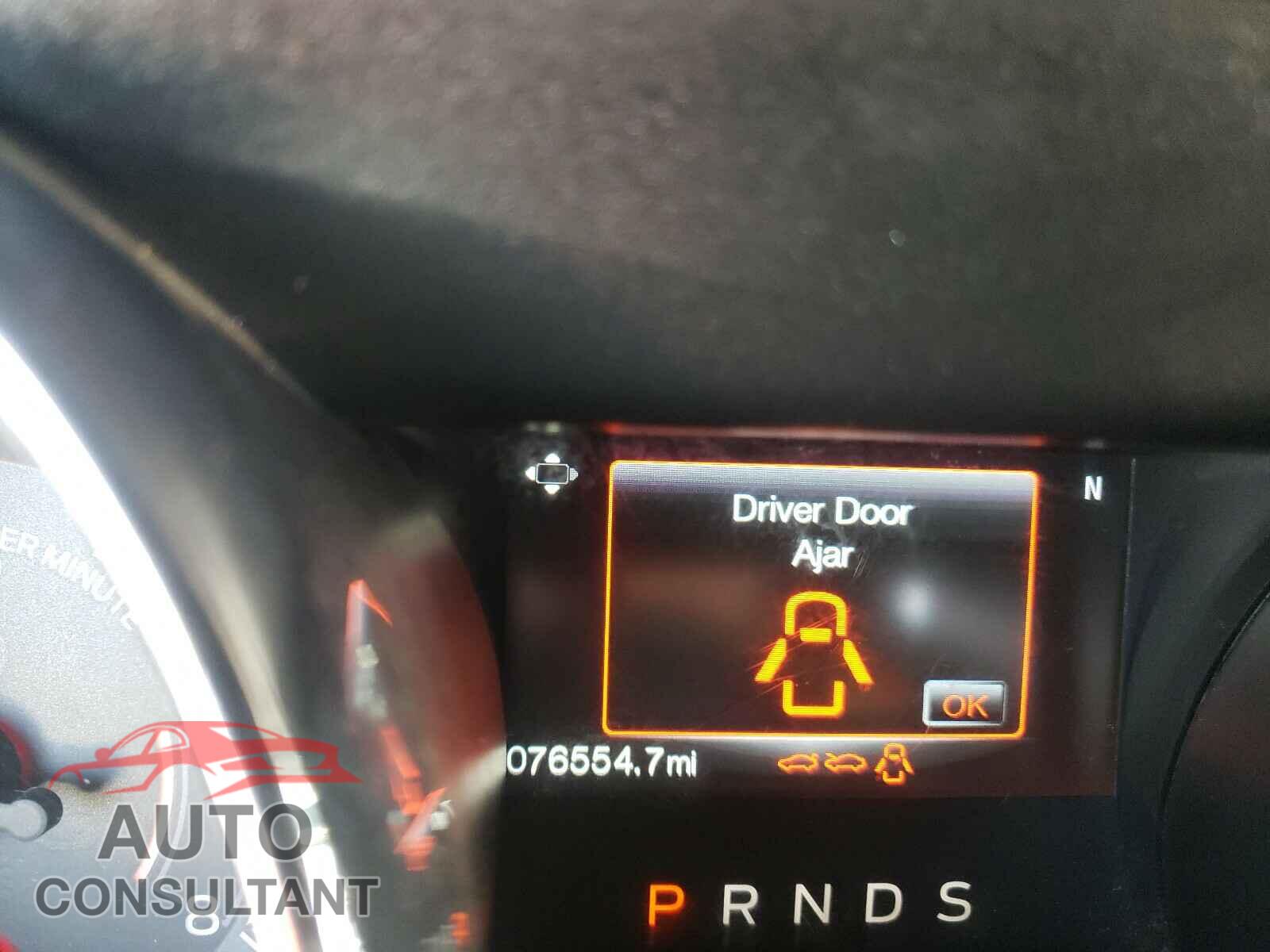 FORD MUSTANG 2016 - 1FATP8UH7G5280185