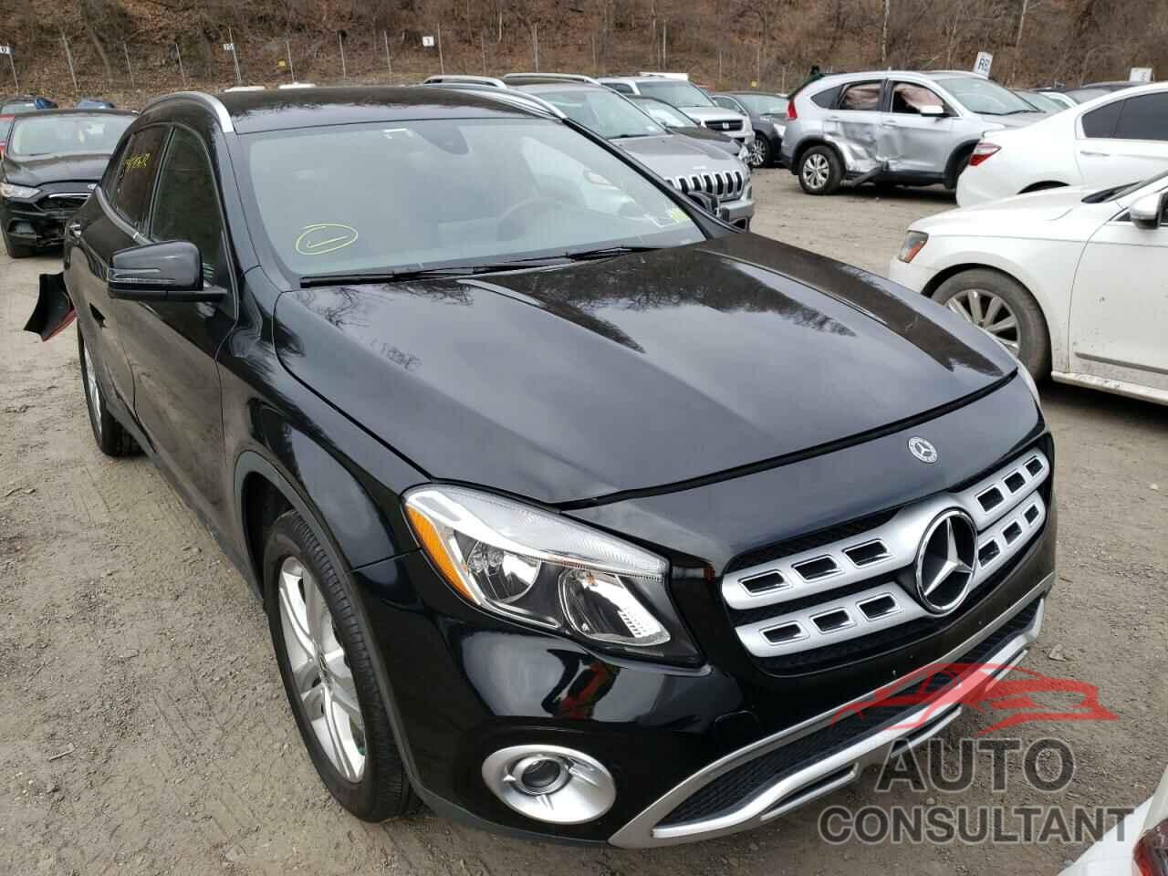 MERCEDES-BENZ GLA-CLASS 2019 - WDCTG4GB9KJ552417