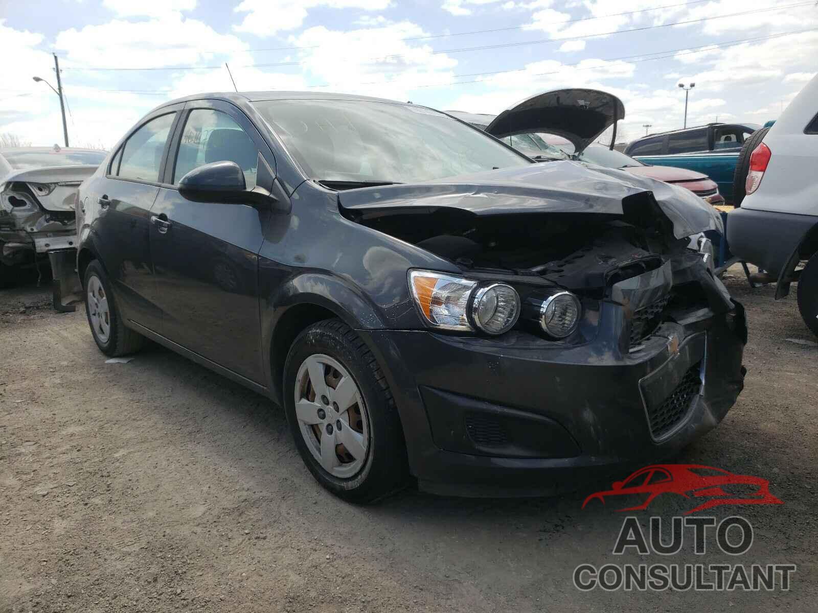 CHEVROLET SONIC 2016 - 1G1JA5SH3G4120789