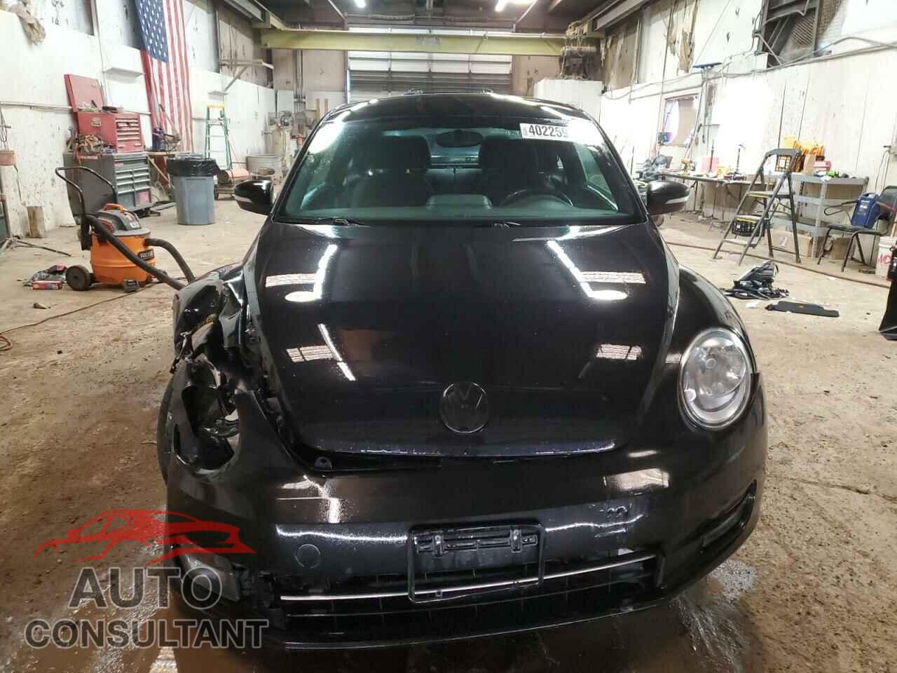 VOLKSWAGEN BEETLE 2012 - 3VWV67AT9CM643404