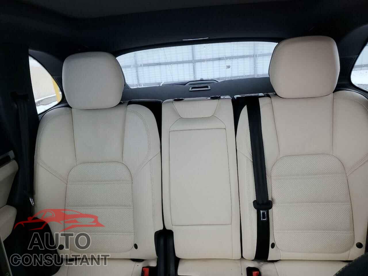 PORSCHE CAYENNE 2017 - WP1AE2A2XHLA74262