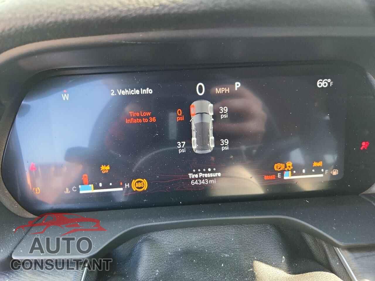 JEEP CHEROKEE 2023 - 1C4RJGBG9PC537305