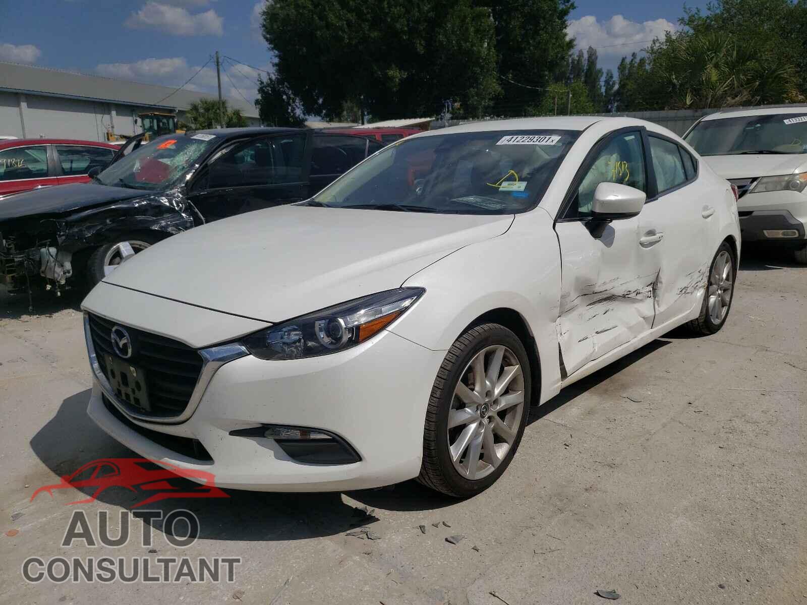 MAZDA 3 2017 - 3MZBN1V75HM123045