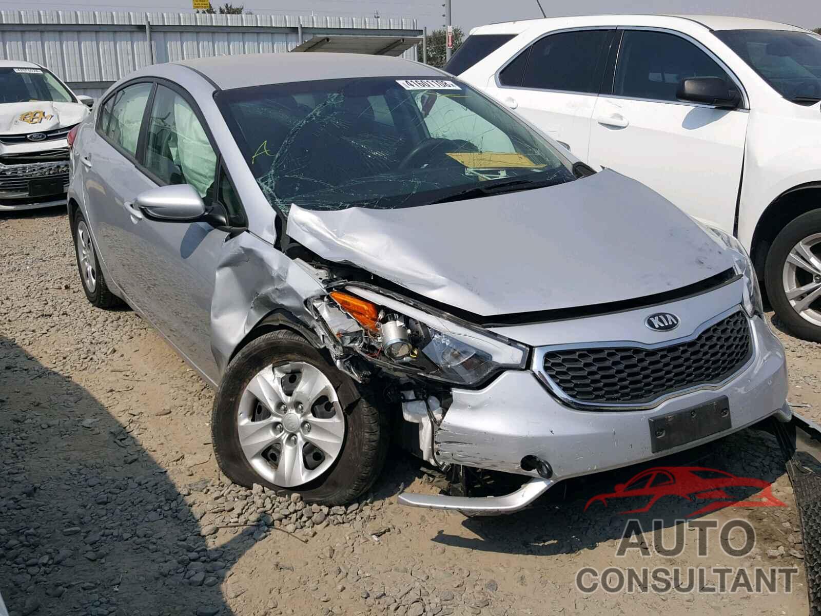 KIA FORTE 2016 - KNAFK4A62G5580683