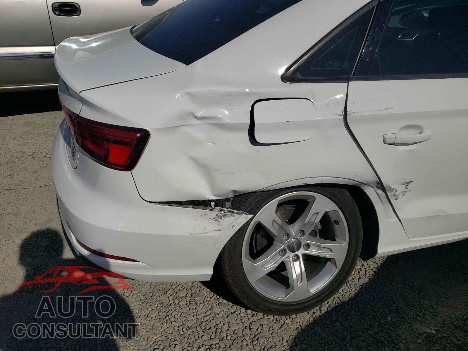 AUDI A3 2017 - WAUB8GFF4H1026304
