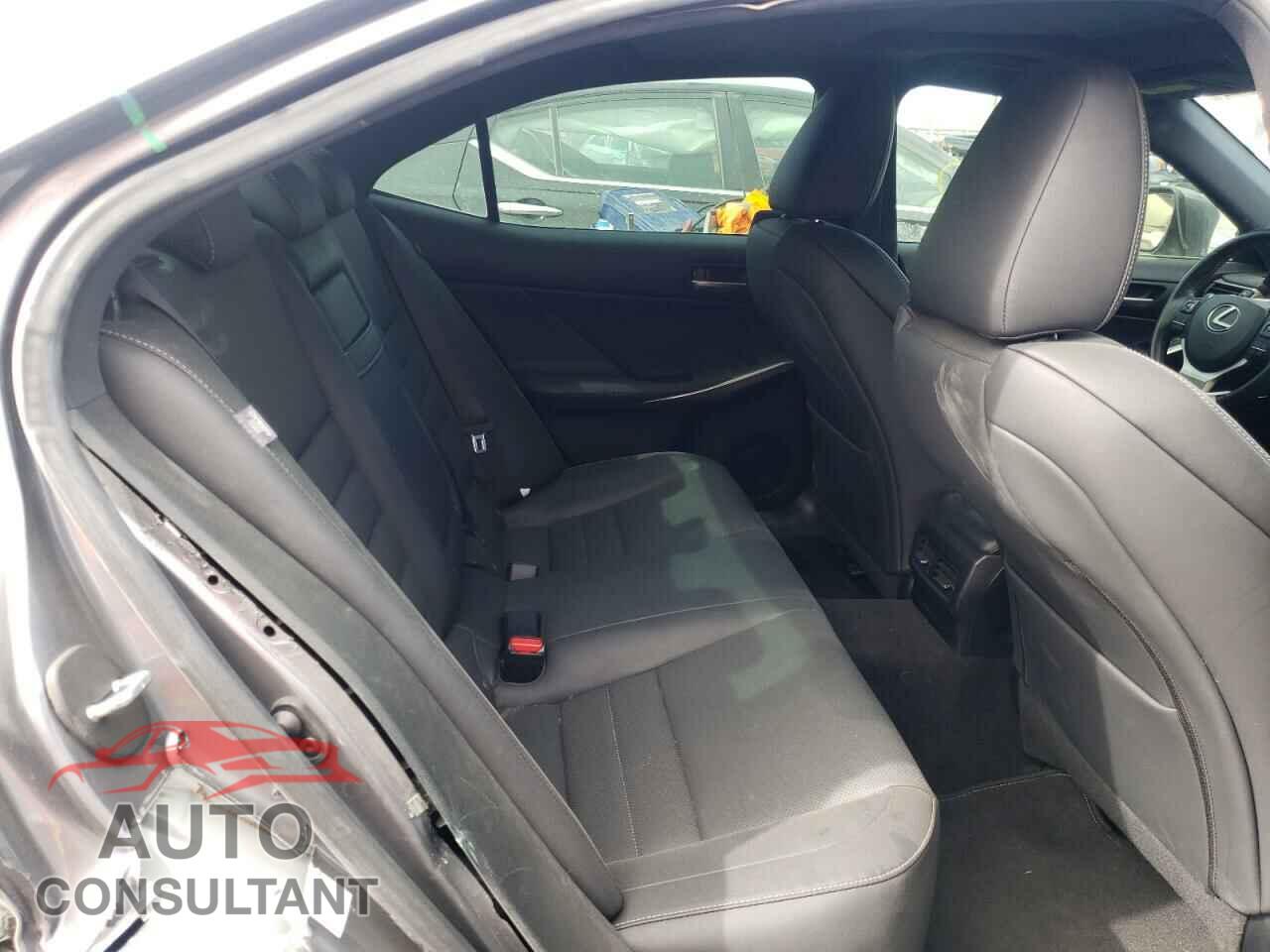 LEXUS IS 2017 - JTHBA1D27H5050799