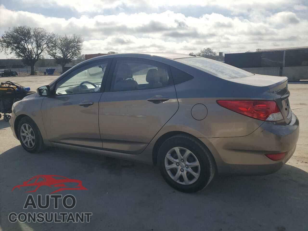 HYUNDAI ACCENT 2012 - KMHCT4AE0CU042618