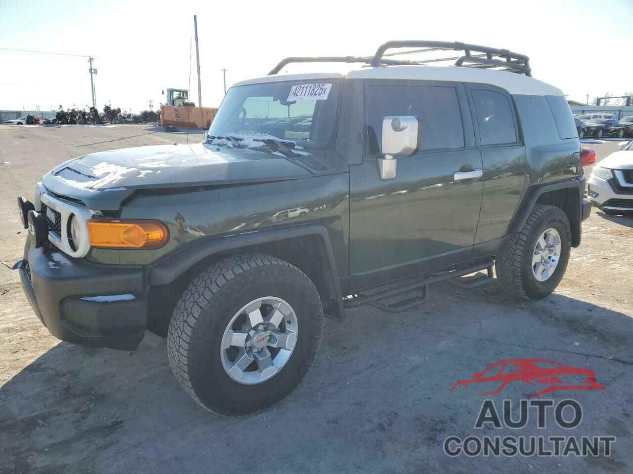TOYOTA FJ CRUISER 2010 - JTEBU4BF2AK084863