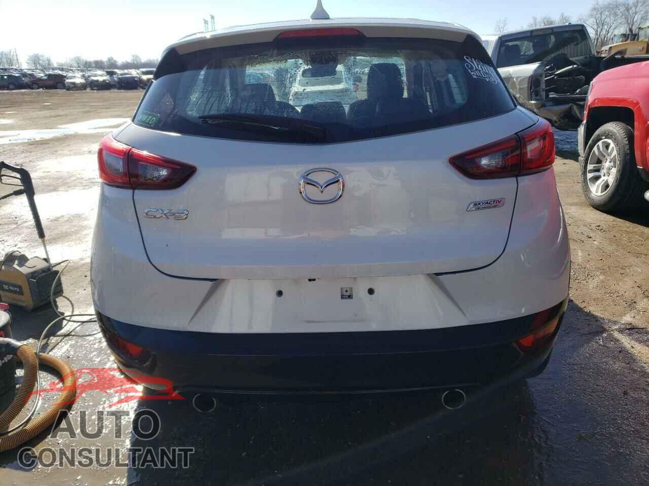 MAZDA CX-3 2018 - JM1DKDC76J0325426