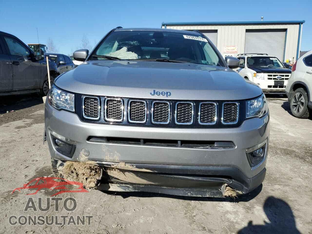 JEEP COMPASS 2018 - 3C4NJDBB3JT398656