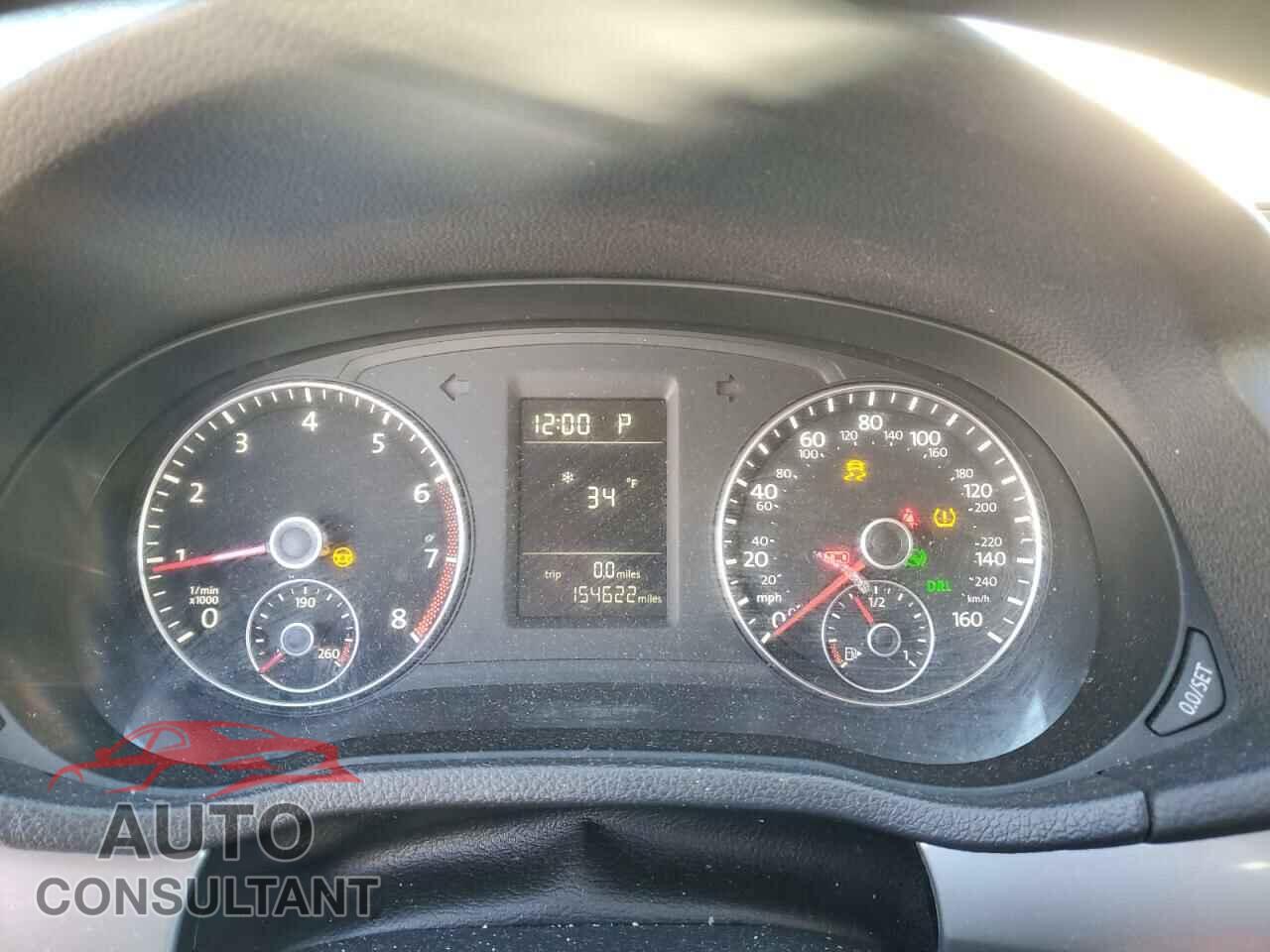 VOLKSWAGEN PASSAT 2014 - 1VWAT7A36EC093316