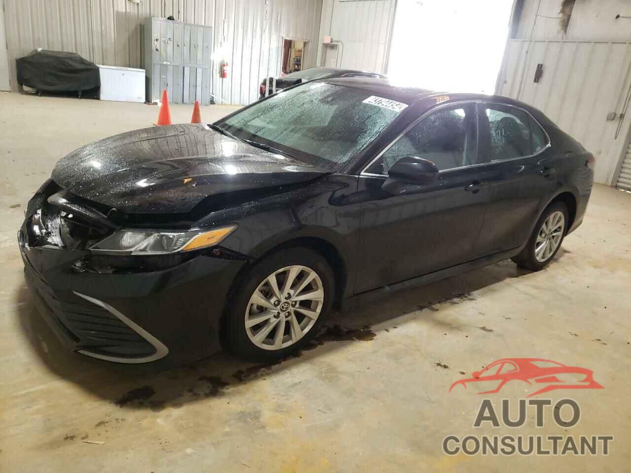 TOYOTA CAMRY 2021 - 4T1C11AK9MU577703