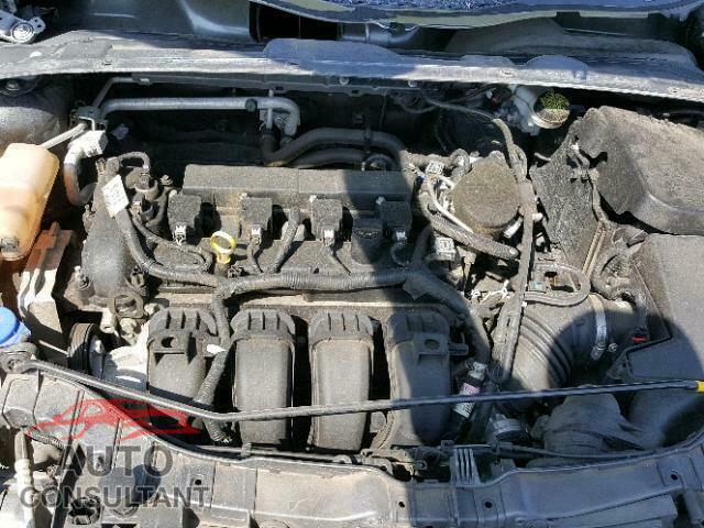 FORD FOCUS SE 2015 - 1FADP3F2XFL255484