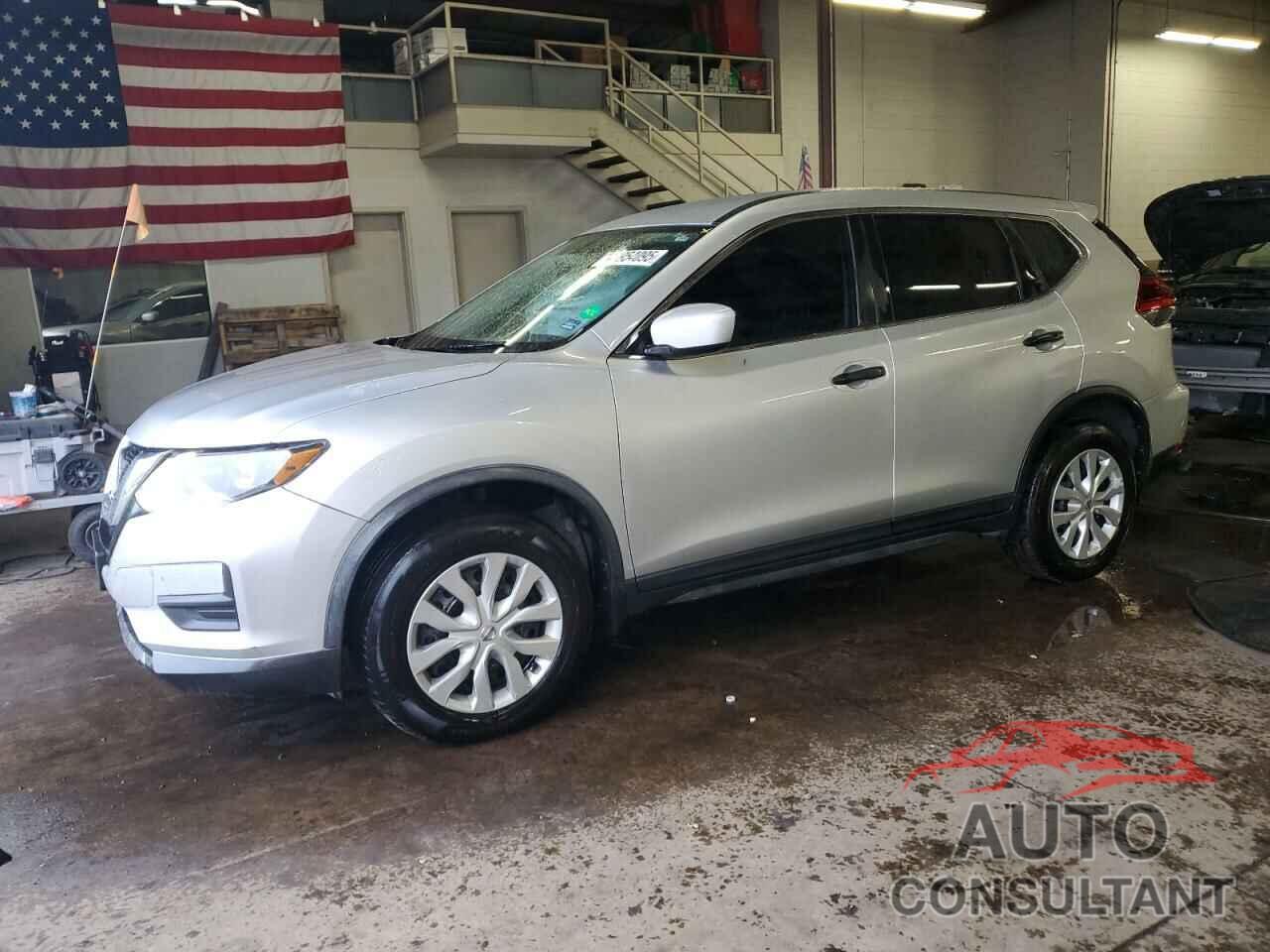 NISSAN ROGUE 2018 - KNMAT2MV0JP517028