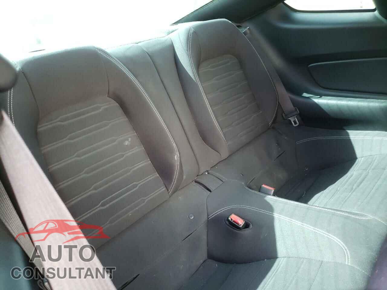 FORD MUSTANG 2017 - 1FA6P8THXH5330481