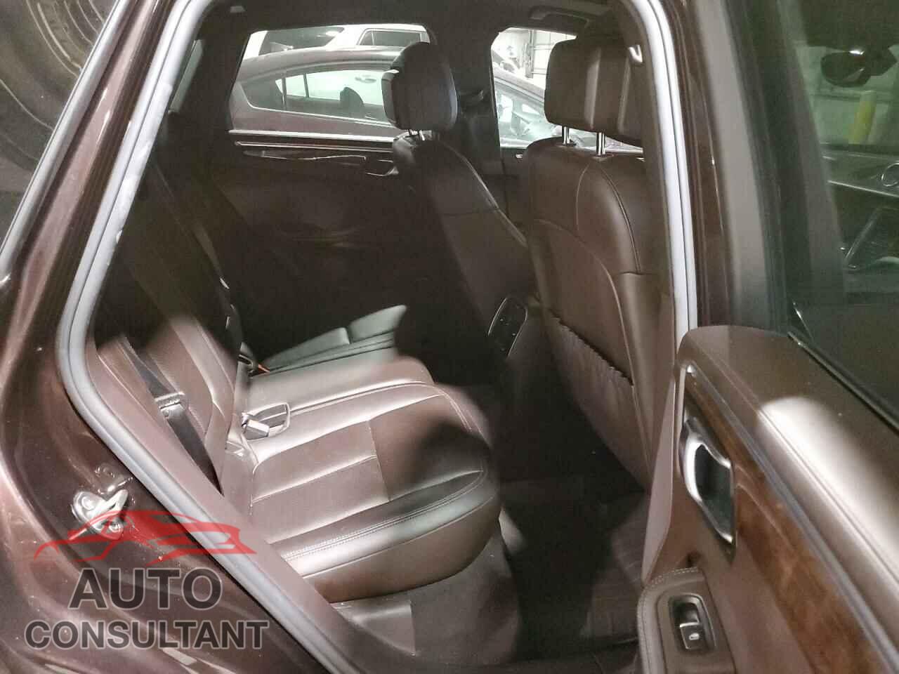 PORSCHE MACAN 2018 - WP1AB2A55JLB39740