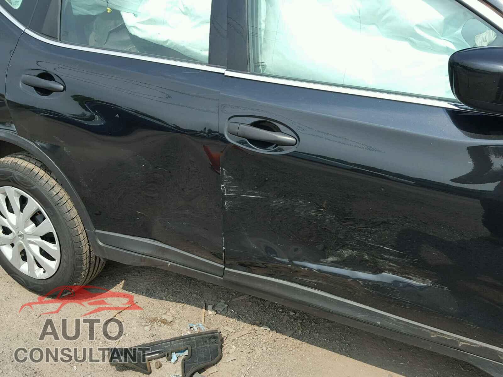 NISSAN ROGUE S 2016 - KNMAT2MT5GP686792