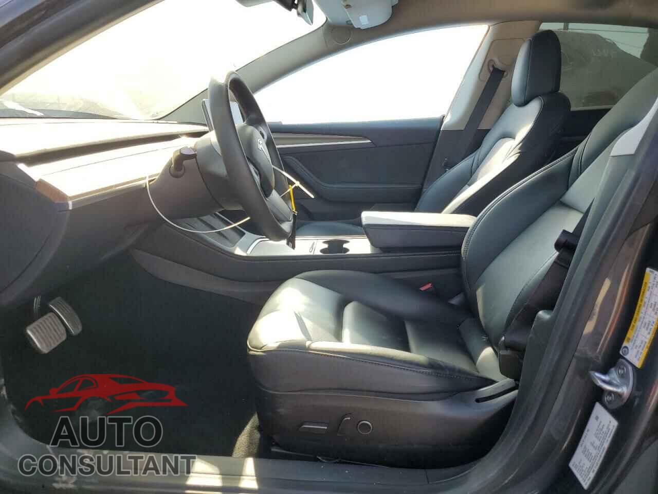 TESLA MODEL 3 2022 - 5YJ3E1EA4NF343053