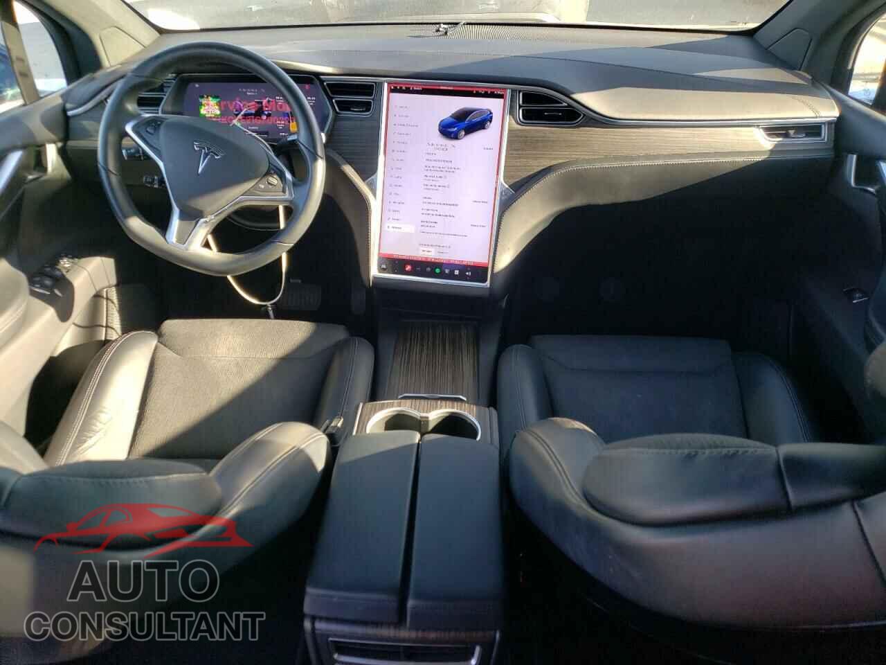 TESLA MODEL X 2016 - 5YJXCBE21GF002279