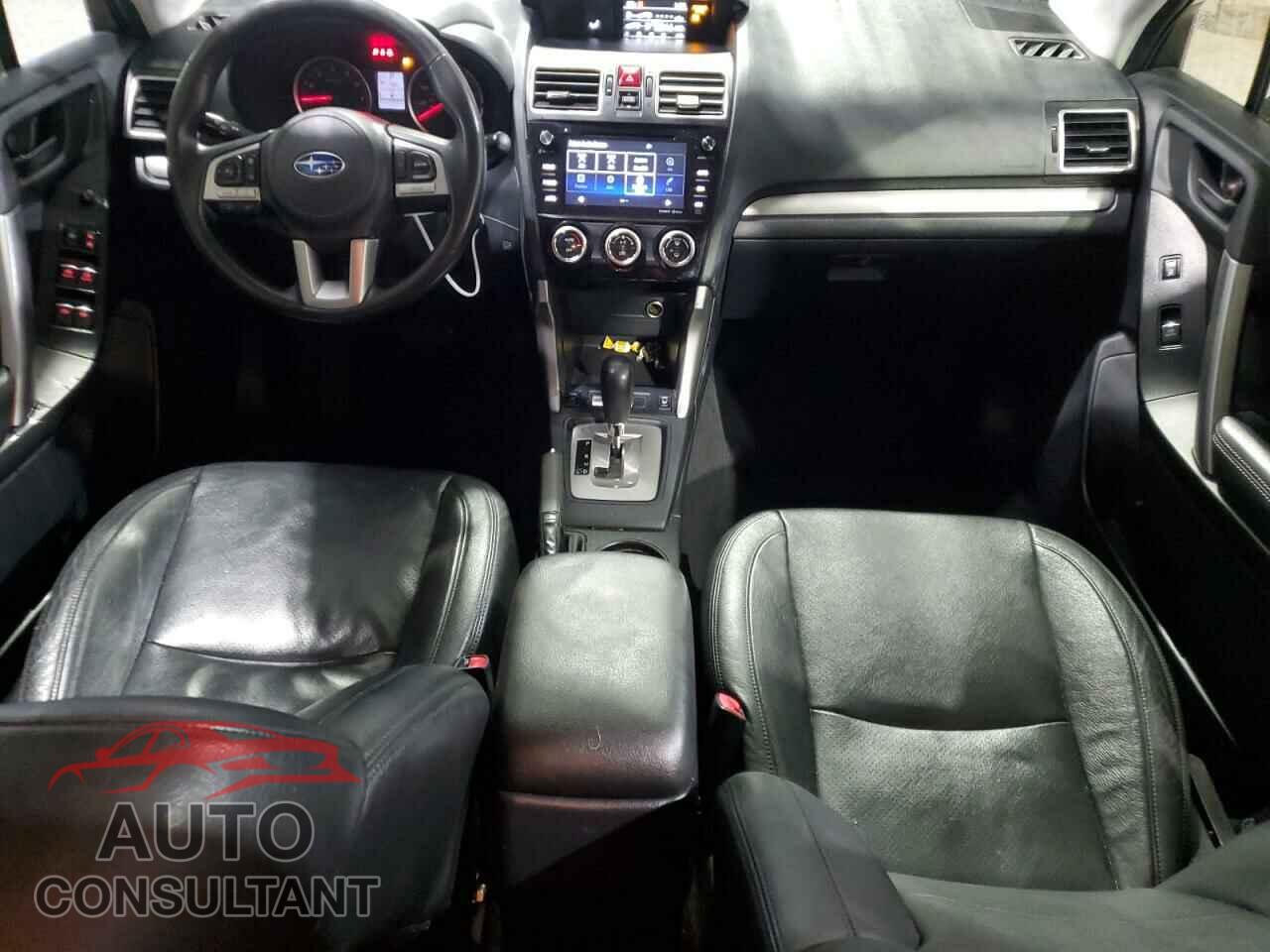 SUBARU FORESTER 2018 - JF2SJAEC7JH483702