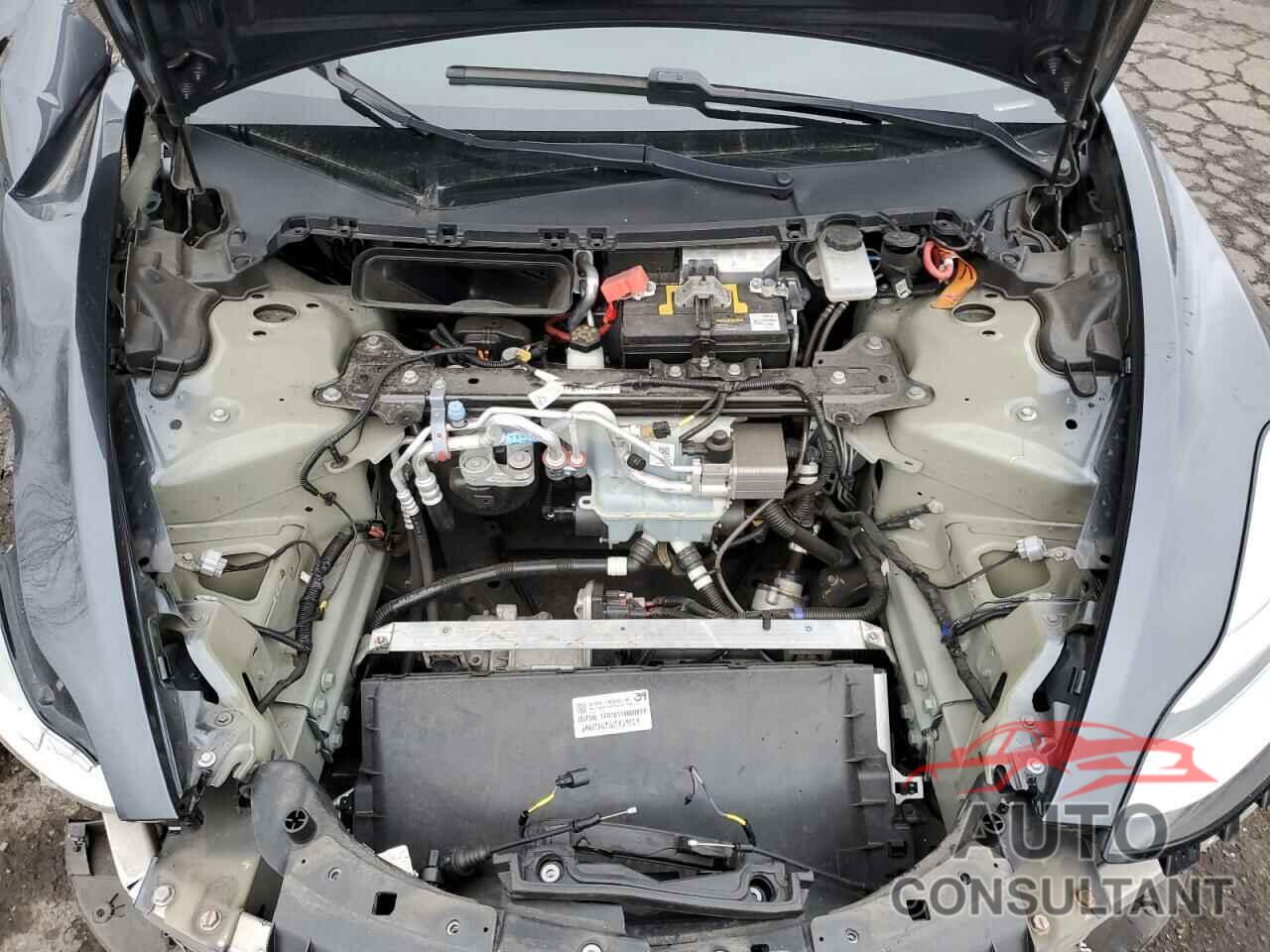 TESLA MODEL 3 2018 - 5YJ3E1EA5JF016266