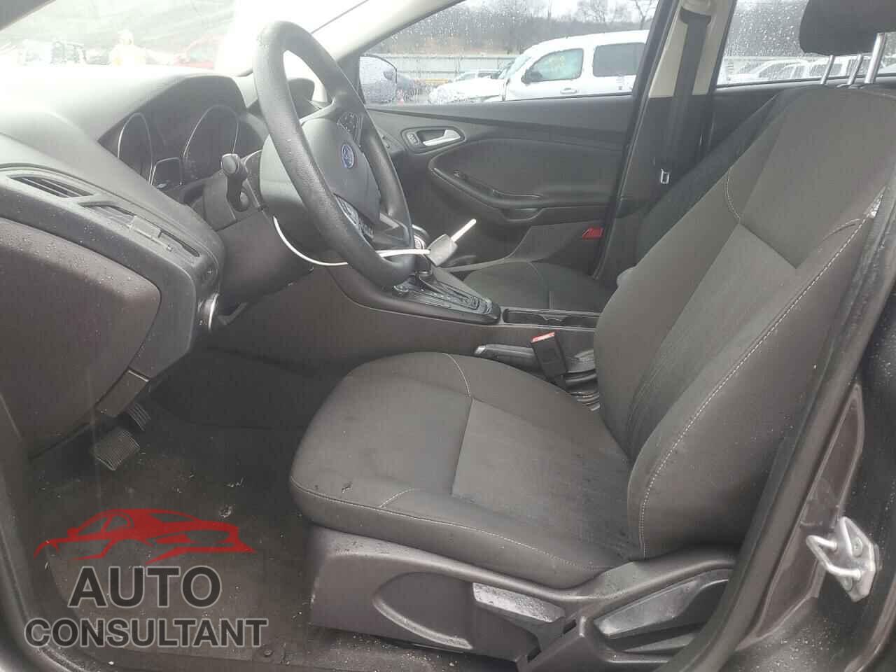 FORD FOCUS 2016 - 1FADP3F2XGL308055