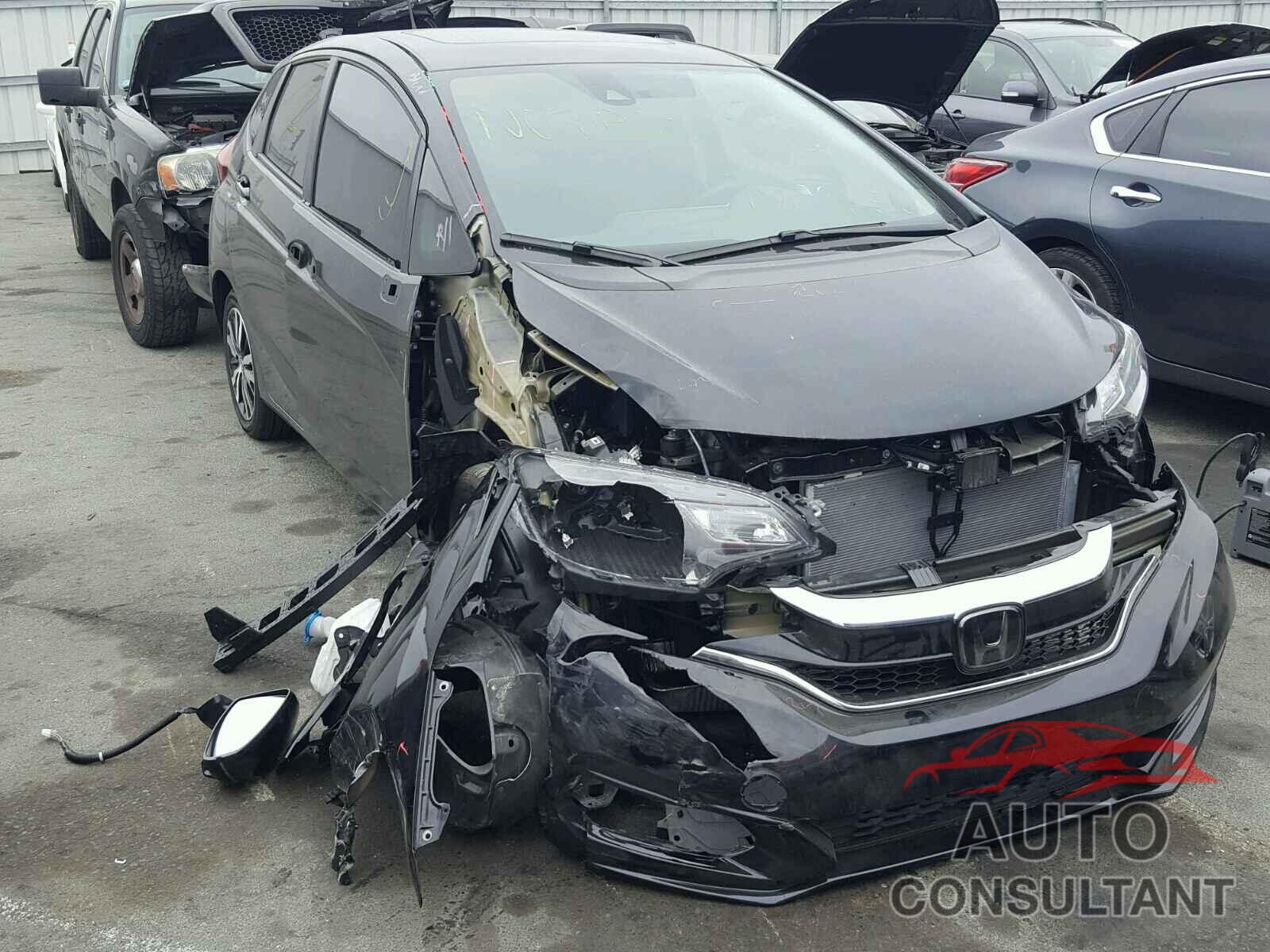 HONDA FIT 2018 - 3HGGK5H08JM719376