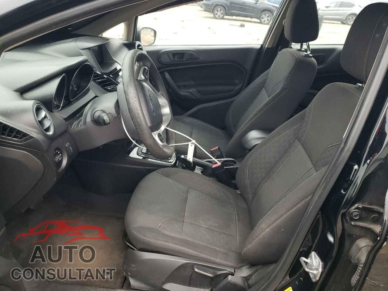 FORD FIESTA 2017 - 3FADP4EJ9HM161497