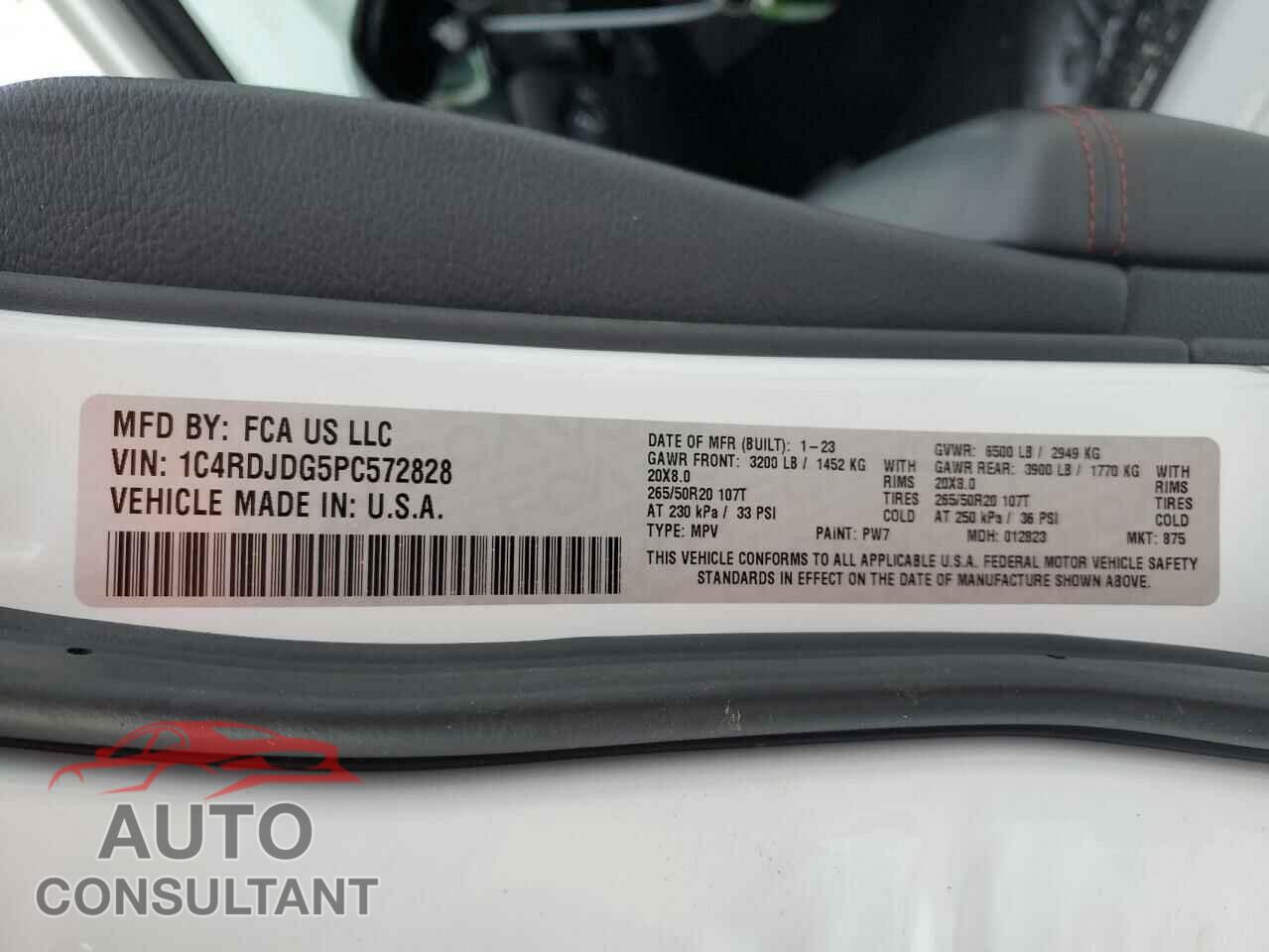 DODGE DURANGO 2023 - 1C4RDJDG5PC572828