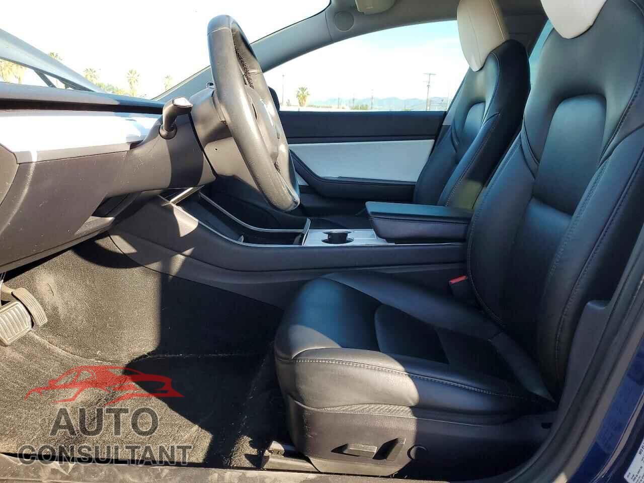 TESLA MODEL 3 2019 - 5YJ3E1EA1KF301208
