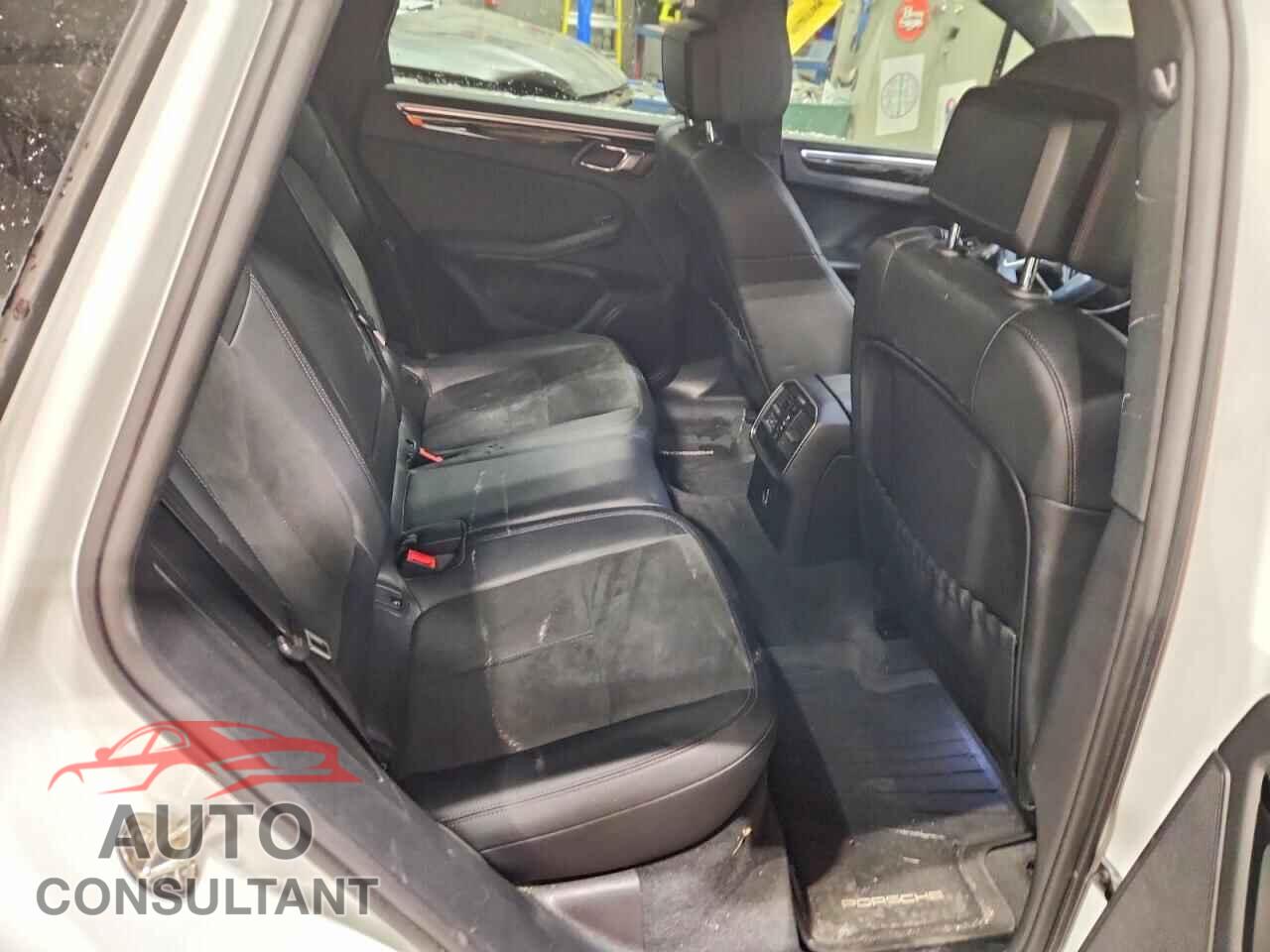 PORSCHE MACAN 2021 - WP1AB2A59MLB34321
