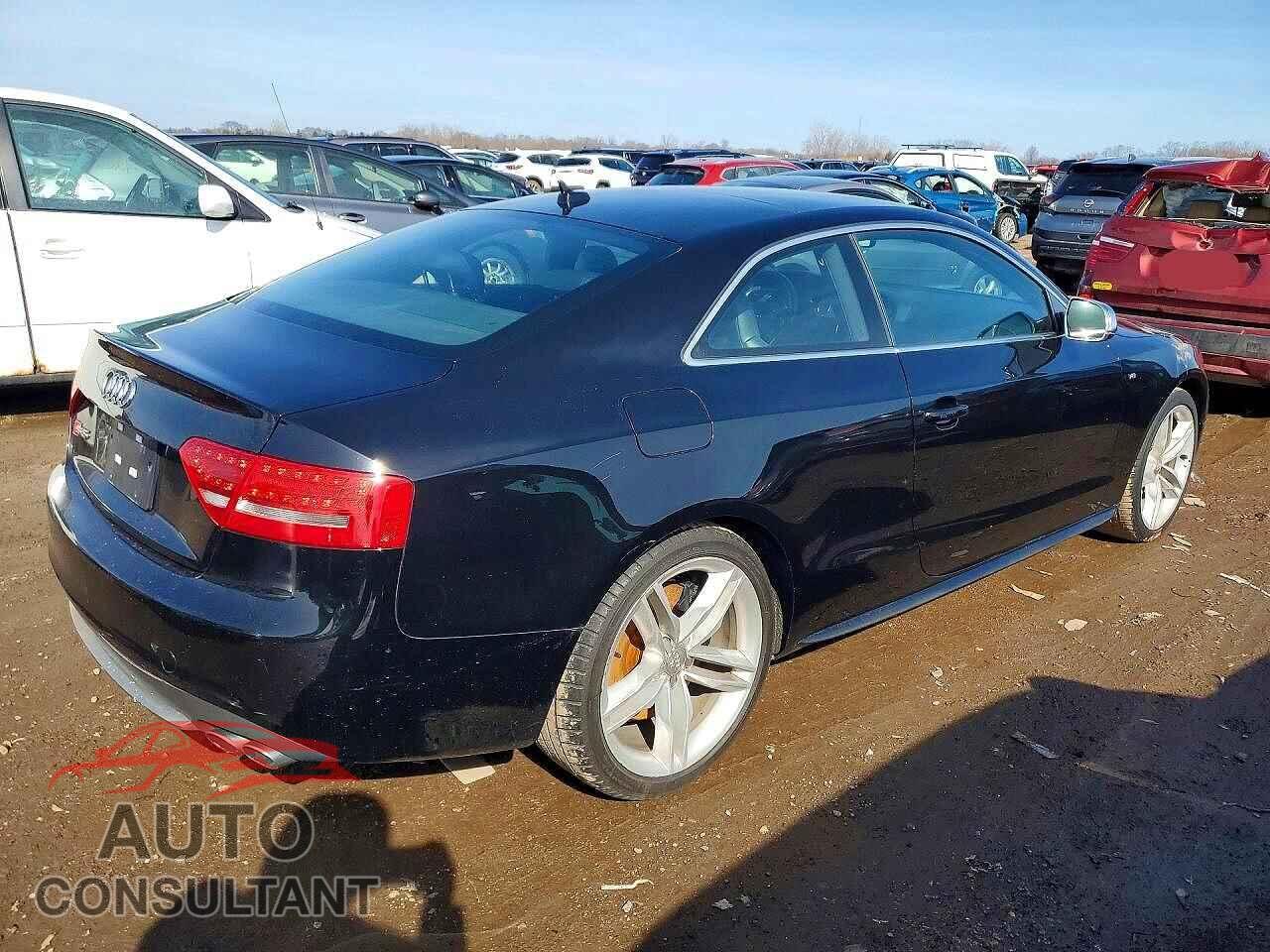 AUDI S5/RS5 2012 - WAUCVAFR8CA000673