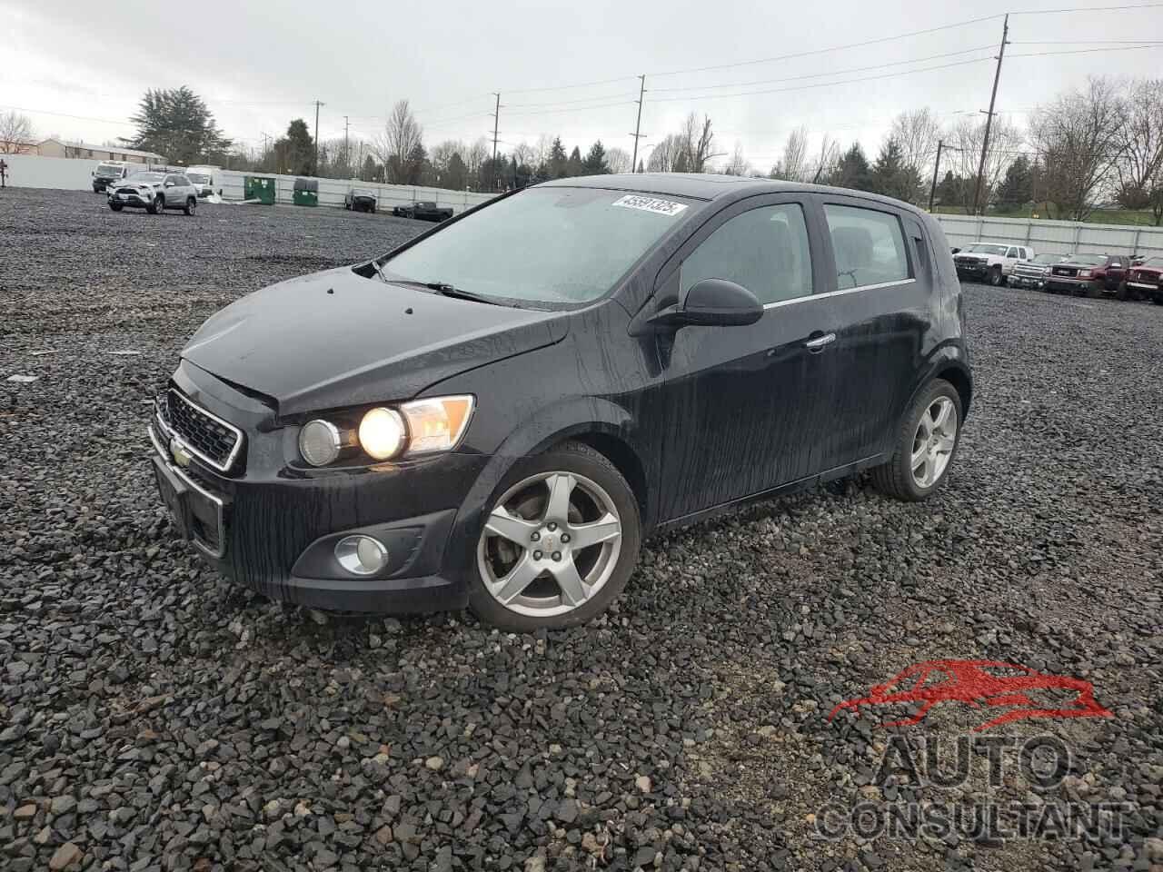 CHEVROLET SONIC 2012 - 1G1JE6SH1C4194880