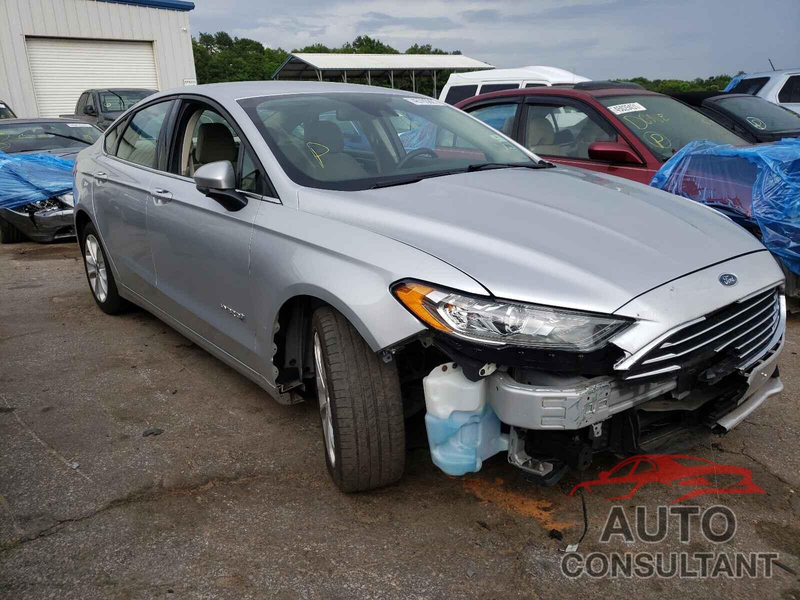 FORD FUSION 2019 - 3FA6P0LU2KR210564