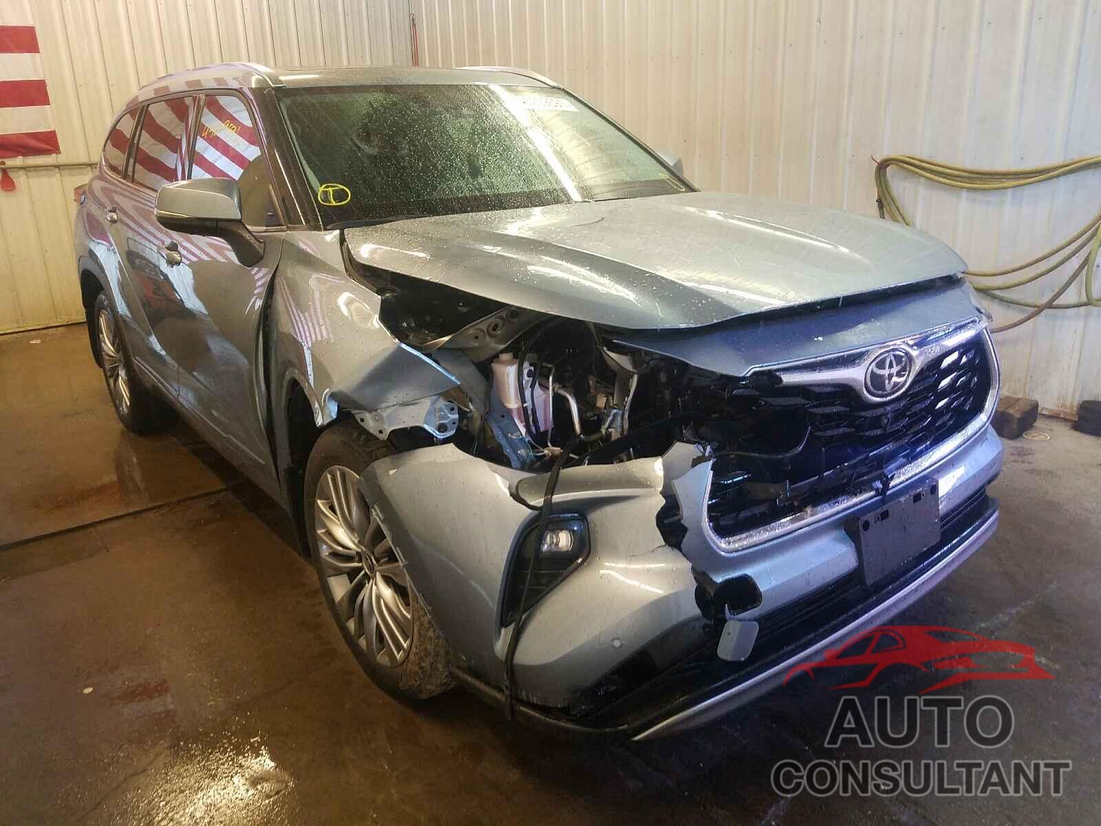 TOYOTA HIGHLANDER 2020 - 5TDFZRBH1LS028396