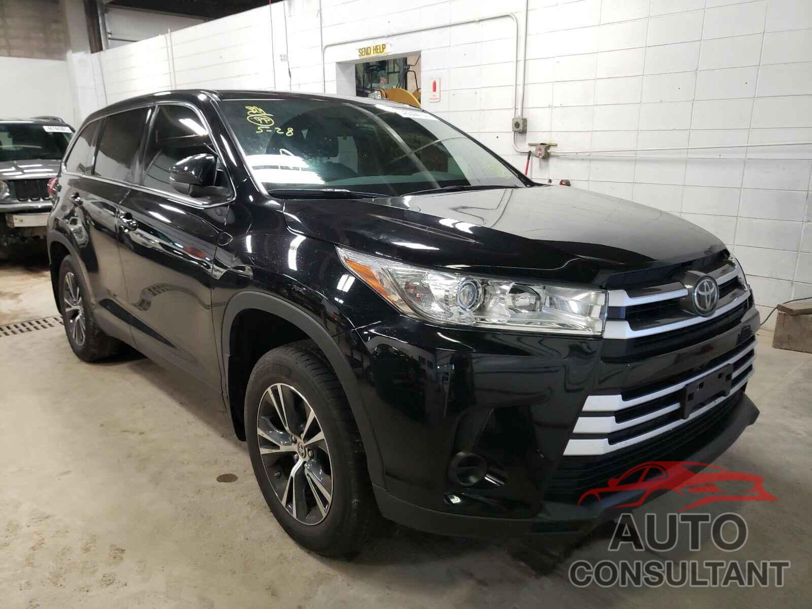 TOYOTA HIGHLANDER 2019 - 5TDBZRFH2KS746823
