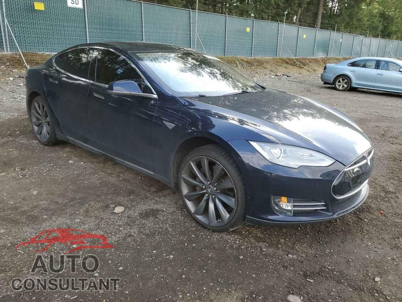 TESLA MODEL S 2013 - 5YJSA1CP2DFP11694