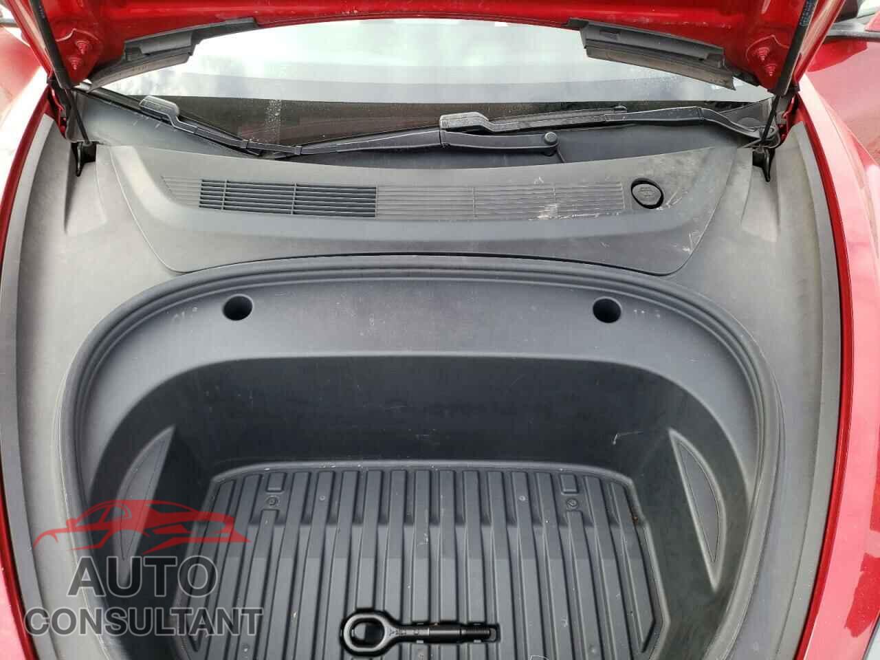 TESLA MODEL 3 2021 - 5YJ3E1EC3MF976157